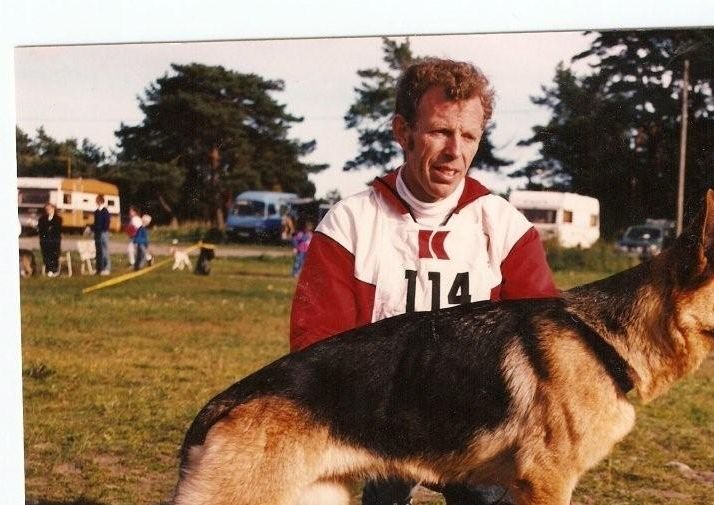 Norsk Vinner Lalande v.d Kahler Heide
Åpen klasse tispe 1987
To eiere i Norge: Terje Olsen ,
Gunn og  Freddy Hansen